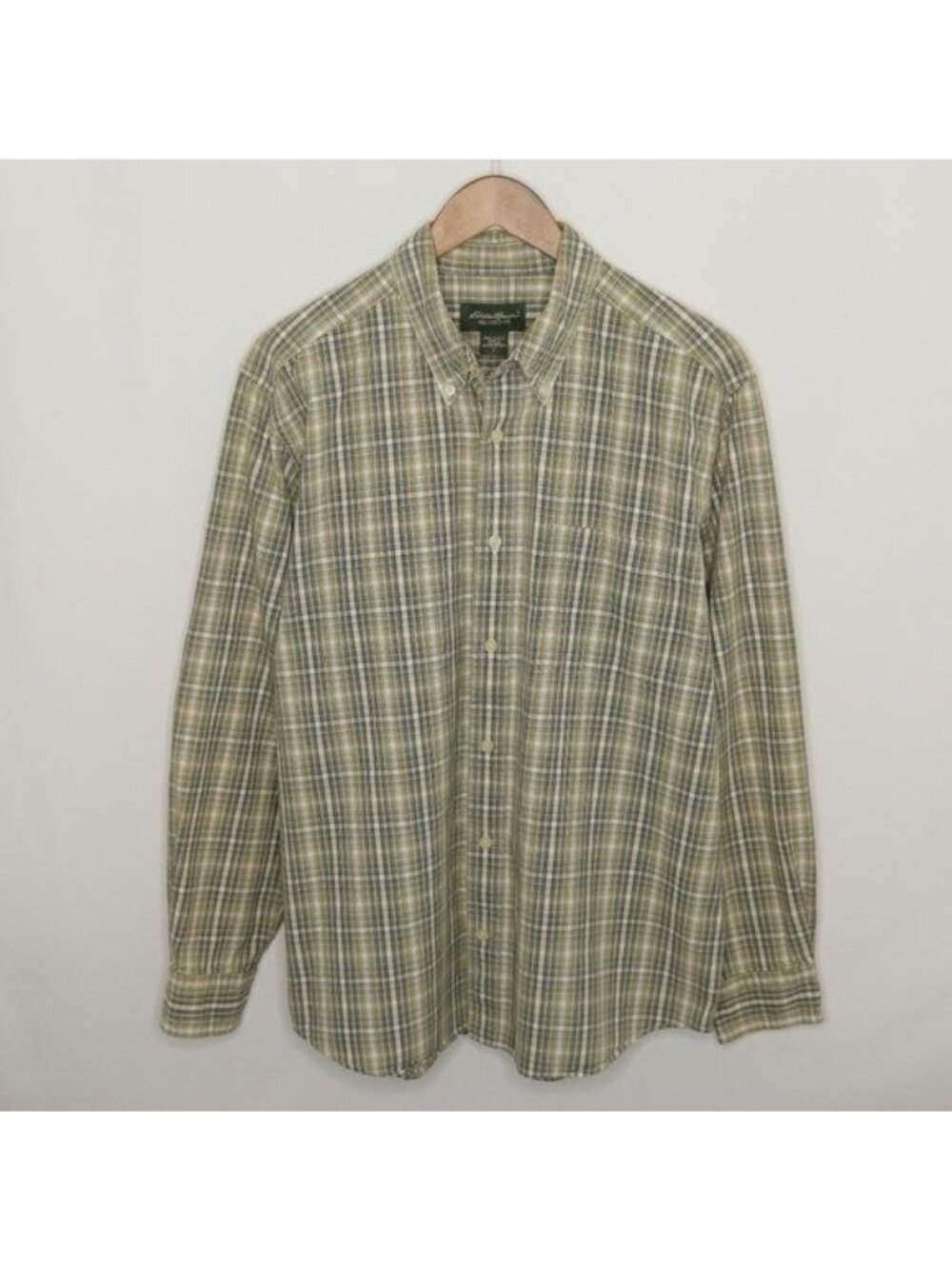 Eddie Bauer Relaxed Fit Men's Large Green Plaid Long Sleeve Button Down Shirt